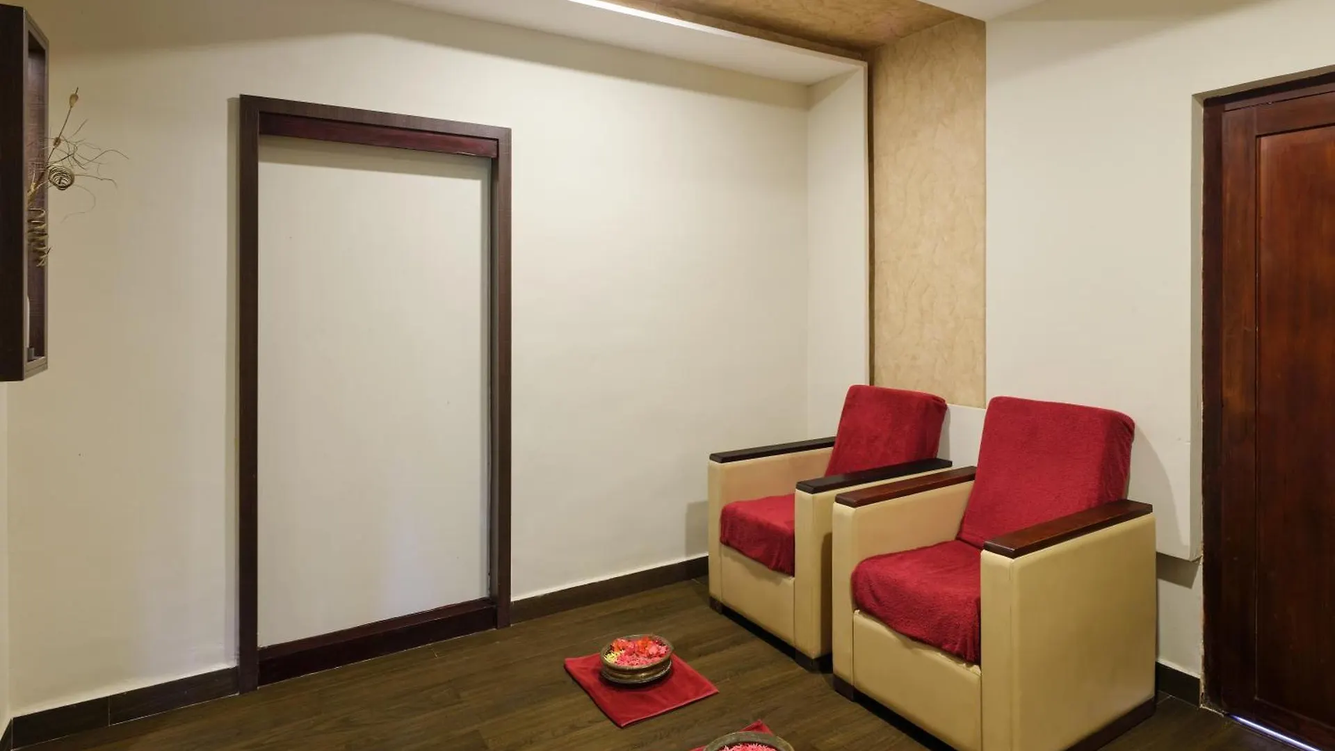 Sterling Lake Palace Alleppey Alappuzha Indien