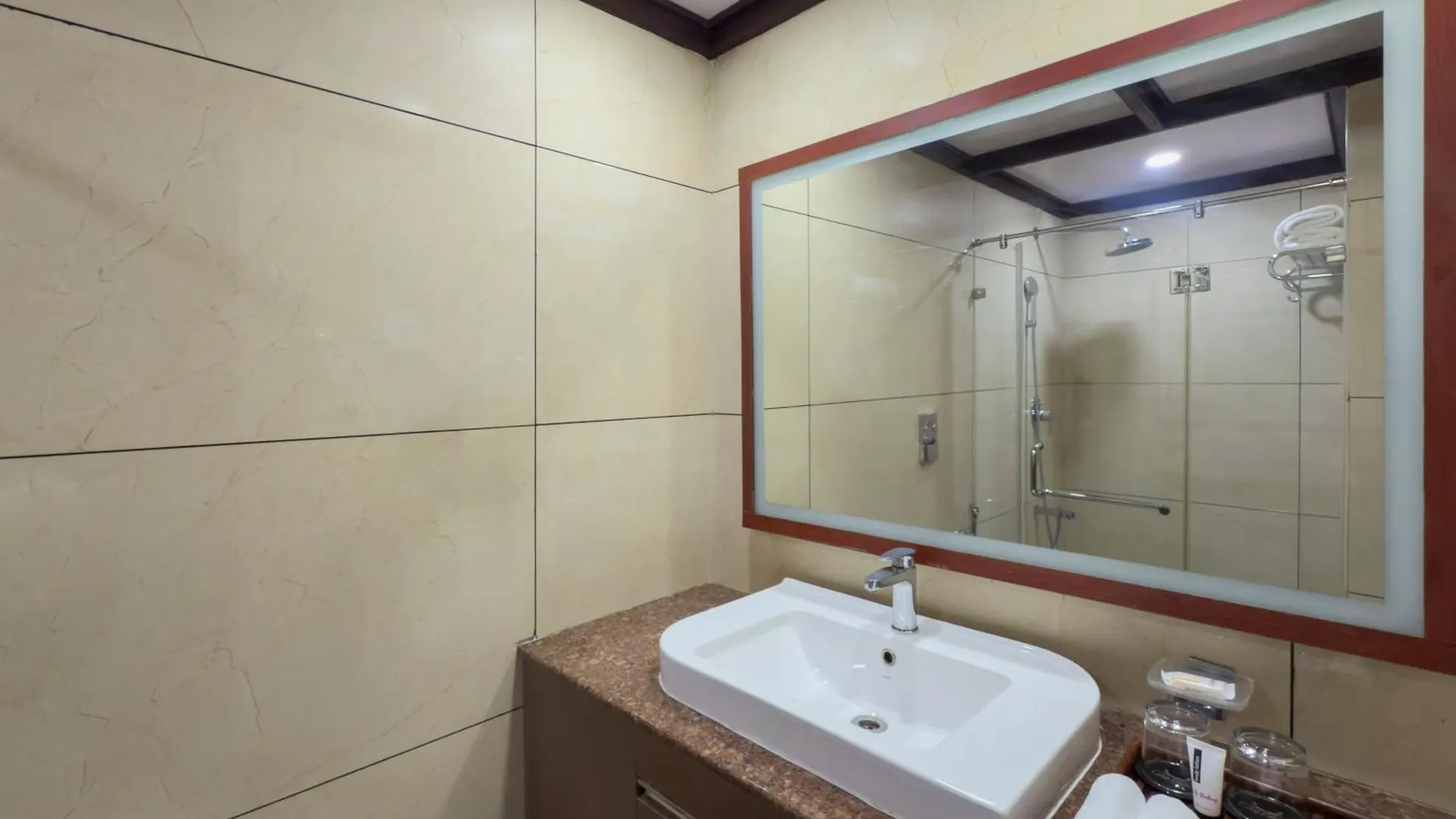 Sterling Lake Palace Alleppey Alappuzha Resort