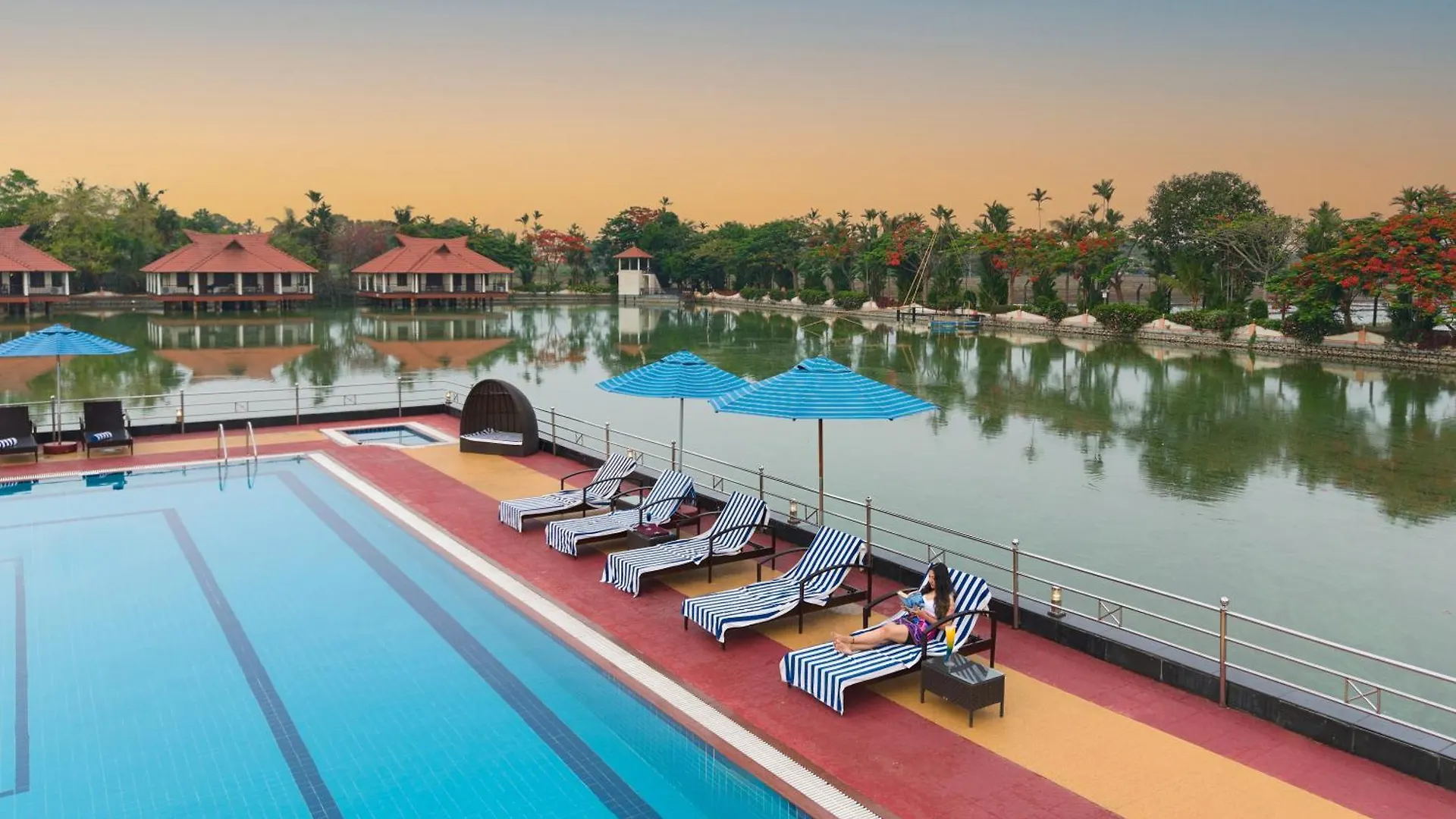 Resort Sterling Lake Palace Alleppey Alappuzha